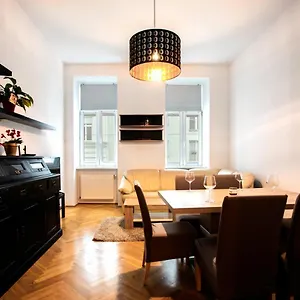 3-bedroom In Vienne