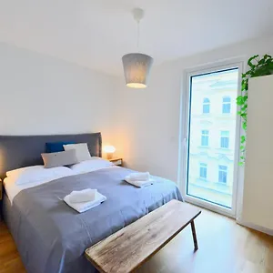 Cozy Design Vienna