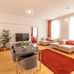 Hallo Nr 8 Vienna