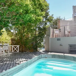camps-bay-nest.hotels-capetown.com/