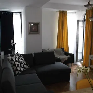  Apartament Strada Smaranda Brăescu România